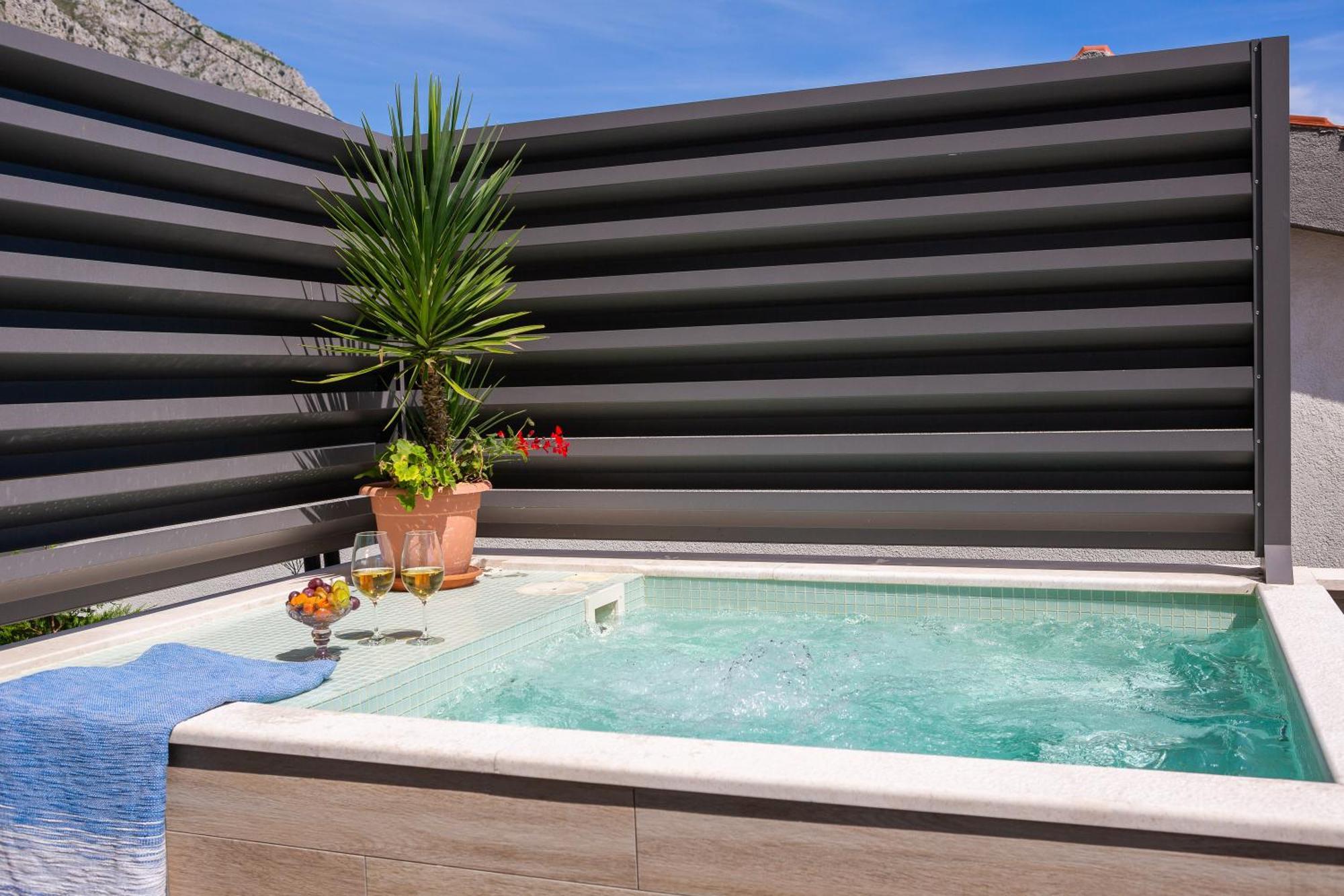 Luxury Seafront Villa With Heated Pool, Jacuzzi, Sea View, 150 M From Beach Stanici Bagian luar foto