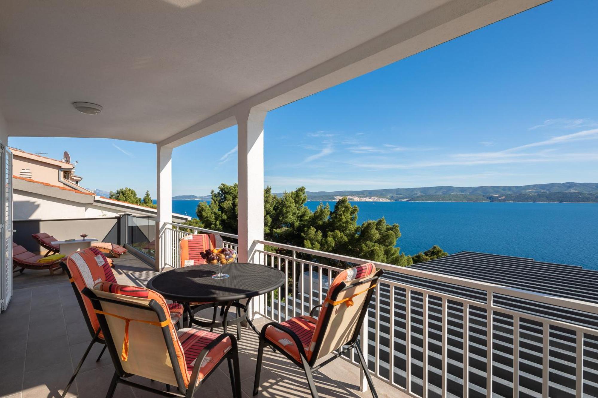 Luxury Seafront Villa With Heated Pool, Jacuzzi, Sea View, 150 M From Beach Stanici Bagian luar foto